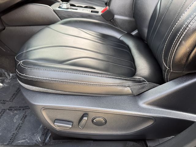 2025 Ford Escape Hybrid Platinum | Premium Tech Pkg | 360 Camera | Head-Up Display