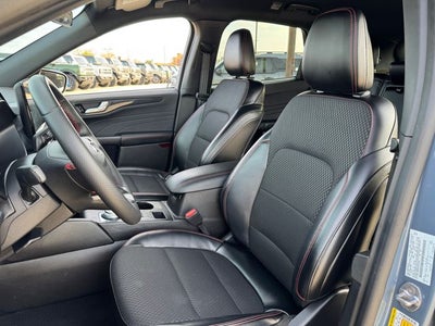 2024 Ford Escape ST-Line | Tech Pkg. | Adaptive Speed Control | BLIS