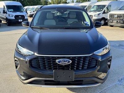 2024 Ford Escape Platinum | Pano Roof | Class II Tow Pkg. | AWD