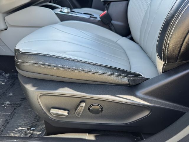 2025 Ford Escape Hybrid Platinum