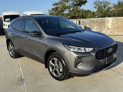 2026 Ford Escape ST-Line | One Owner | Tech Pkg