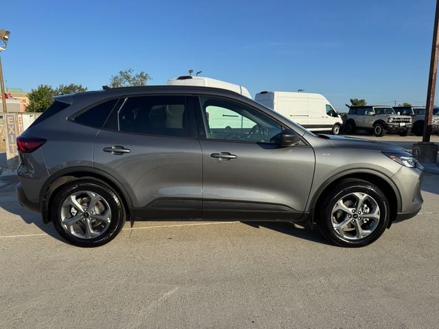 2026 Ford Escape ST-Line | One Owner | Tech Pkg