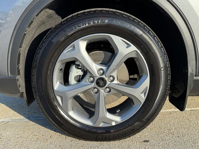2026 Ford Escape ST-Line | One Owner | Tech Pkg