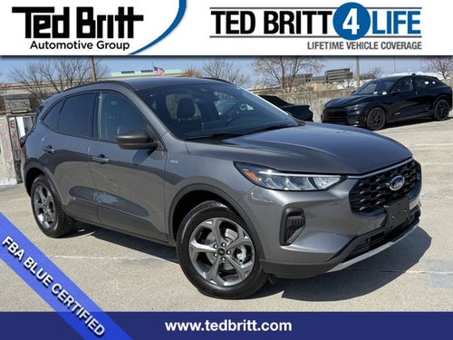 2025 Ford Escape ST-Line | Tech Pkg. | Cold Weather Pkg. | AWD
