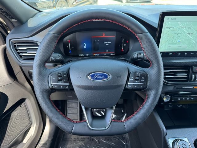 2025 Ford Escape ST-Line | Tech Pkg. | Cold Weather Pkg. | AWD