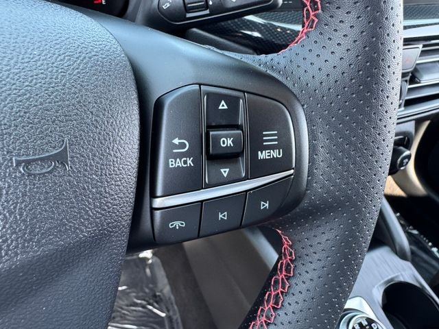 2025 Ford Escape ST-Line | Tech Pkg. | Cold Weather Pkg. | AWD