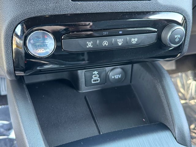 2025 Ford Escape ST-Line | Tech Pkg. | Cold Weather Pkg. | AWD