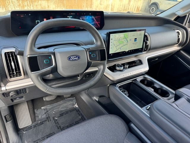 2025 Ford Expedition Max Active | 4X4