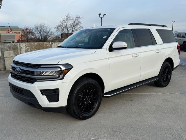 2022 Ford Expedition Max XLT | Pano Roof | Wireless CarPlay | 4WD