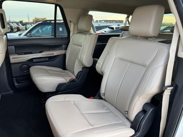 2022 Ford Expedition Max XLT | Pano Roof | Wireless CarPlay | 4WD