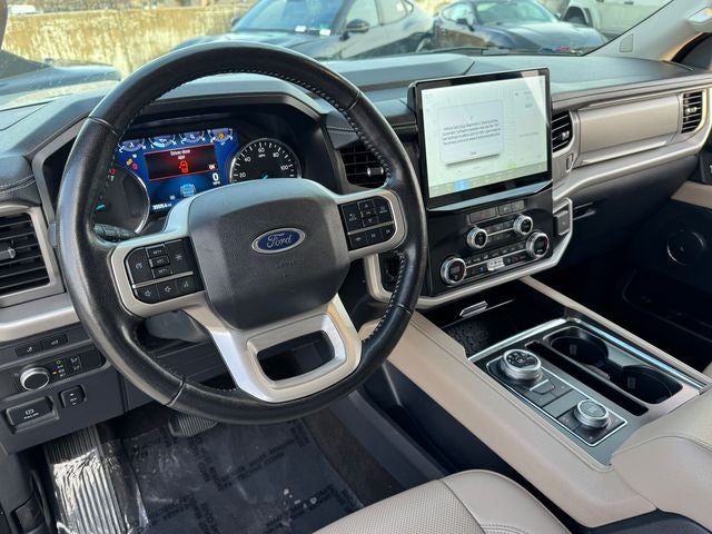 2022 Ford Expedition Max XLT | Pano Roof | Wireless CarPlay | 4WD