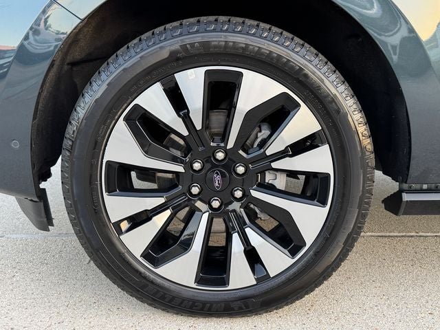 2025 Ford Expedition Max Platinum | Clean One Owner | BlueCruise