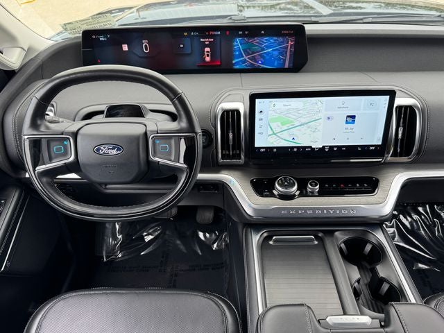 2025 Ford Expedition Max Platinum | 2nd Row Bench