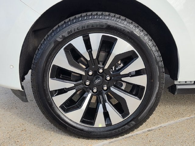 2025 Ford Expedition Max Platinum | Driver Pkg | Bluecruise
