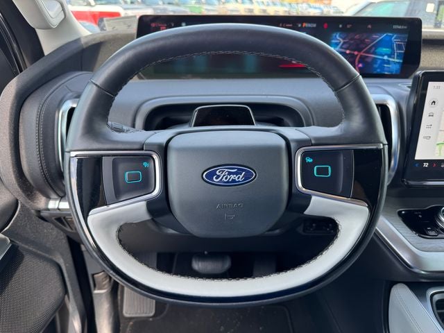 2025 Ford Expedition Max Platinum | HD Tow Pkg. | Pano Roof | 4WD