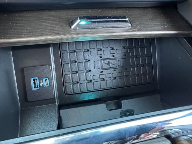 2022 Ford Expedition Max Limited | Pano Sunroof | B&O Sound System | Wireless CarPl