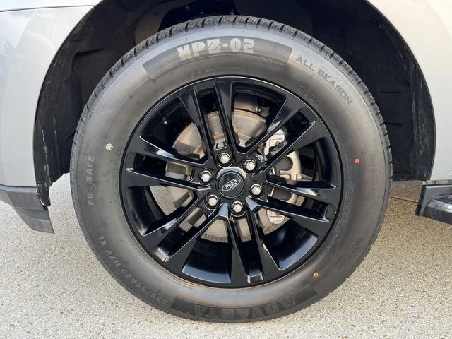 2023 Ford Expedition XLT | Pano Roof