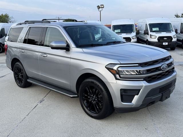 2023 Ford Expedition XLT | Pano Roof