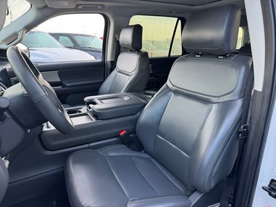 2025 Ford Expedition Active | Clean Owner Carfax | 2nd Row Bench