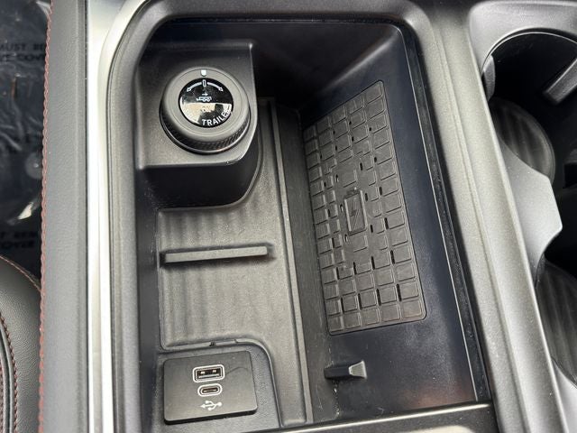 2025 Ford Expedition Active | Pano Sunroof | Heated Seats | Blue Cruise