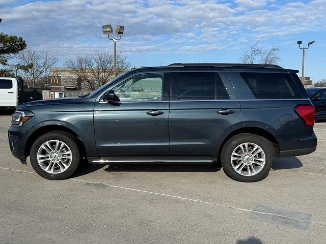 2022 Ford Expedition XLT | HD Tow Pkg. | Pano Roof | Wirelss CarPlay | 4WD
