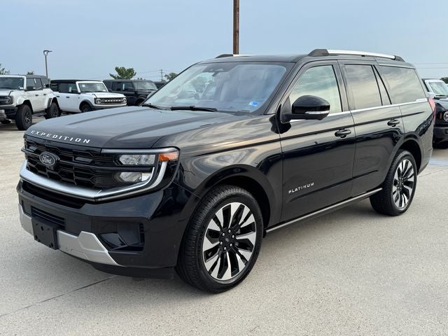 2025 Ford Expedition Platinum | Clean One Owner Carfax | Drivers Package | 4WD
