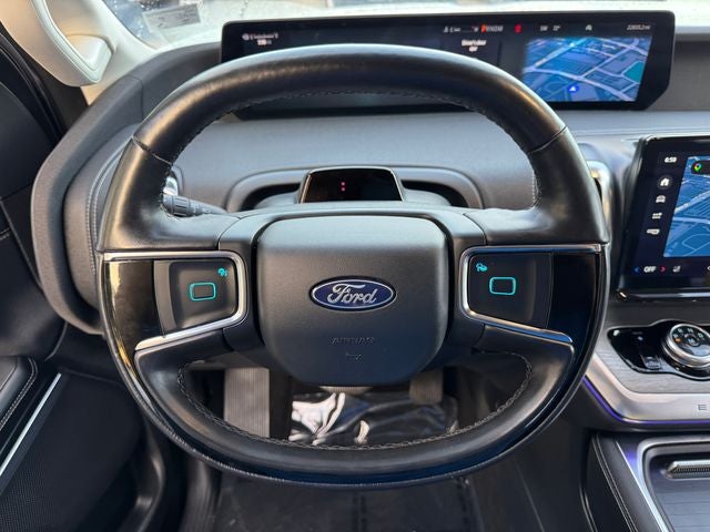 2025 Ford Expedition Platinum | One Owner | Clean Carfax