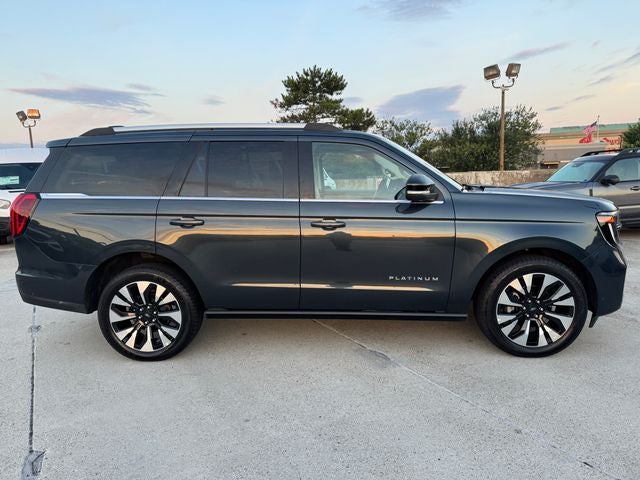 2025 Ford Expedition Platinum | Clean One Owner Carfax