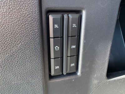 2022 Ford Expedition Limited | Moonroof | 2nd Row Bench | 15.5" Screen