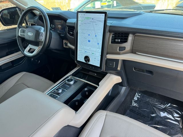 2022 Ford Expedition Limited | Moonroof | 2nd Row Bench | 15.5" Screen
