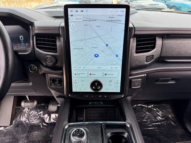 2022 Ford Expedition Limited Stealth Edition | HD Tow Pkg. | Pano Roof | 4WD