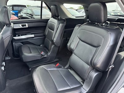 2024 Ford Explorer Limited | Pano Roof | Apple CarPlay | Nav | 4WD
