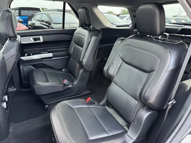 2024 Ford Explorer Limited | Pano Roof | Apple CarPlay | Nav | 4WD