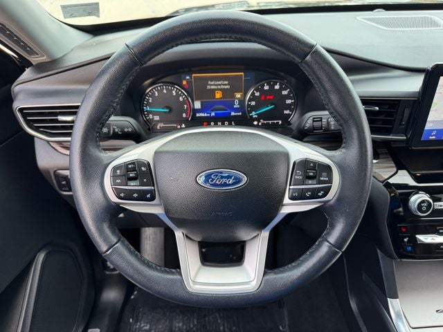 2024 Ford Explorer Limited | Pano Roof | Apple CarPlay | Nav | 4WD