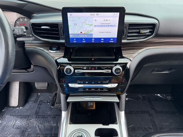 2024 Ford Explorer Limited | Pano Roof | Apple CarPlay | Nav | 4WD