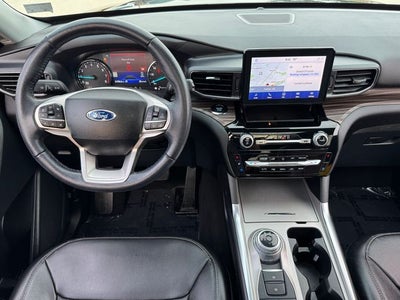 2024 Ford Explorer Limited | Pano Roof | Apple CarPlay | Nav | 4WD