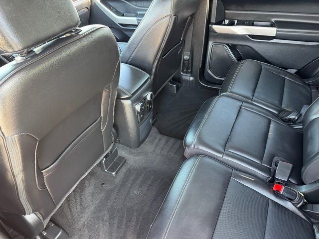 2023 Ford Explorer Limited | Pano Roof | Tow Pkg. | CarPlay | 4WD