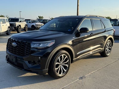 2025 Ford Explorer ST-Line | Premium Pkg |