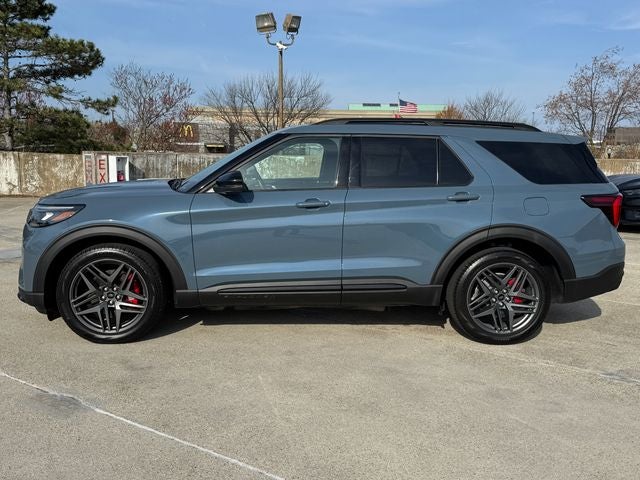 2025 Ford Explorer ST | Pano Roof | Wireless CarPlay | 4WD