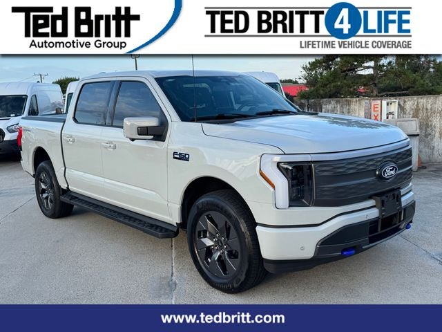 2024 Ford F-150 Lightning Lariat | Low Miles | One Owner | AWD | Extended Battery