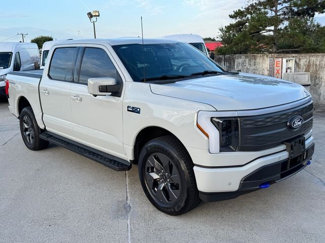 2024 Ford F-150 Lightning Lariat | Low Miles | One Owner | AWD | Extended Battery