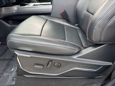2023 Ford F-250SD Lariat | Ultimate Pkg | Moonroof | FX4