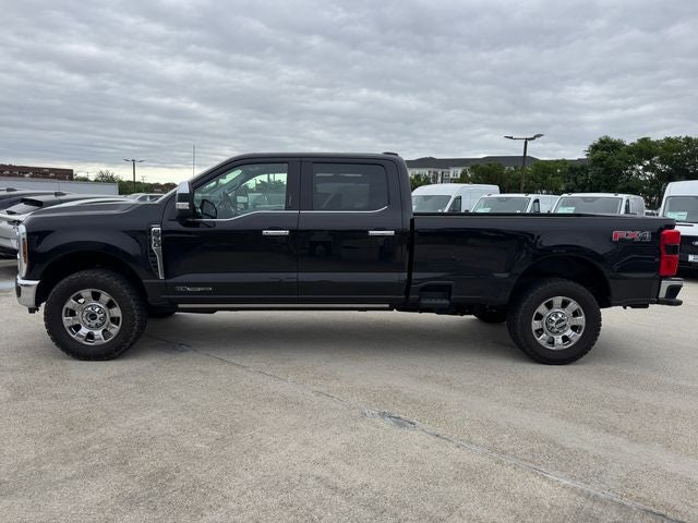 2024 Ford F-350SD Lariat
