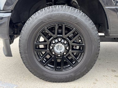 2021 Ford F-350SD Lariat | Moonroof | Ultimate Pkg | Black Pkg | FX4