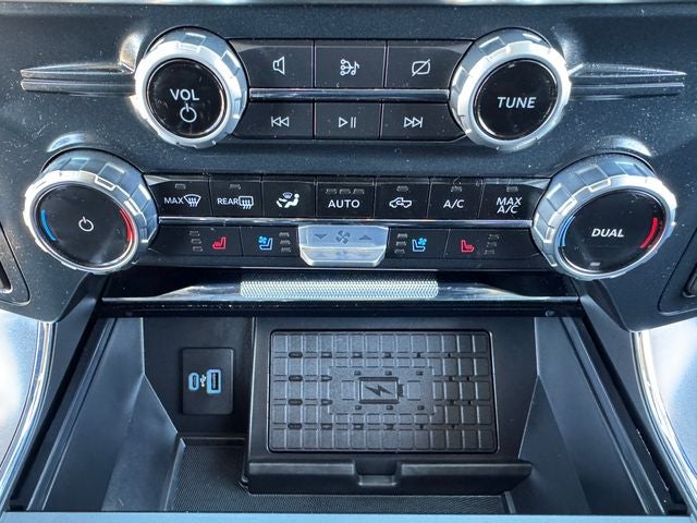 2023 Ford F-150 Lariat | Moonroof | Max Tow Pkg | Power On-Board