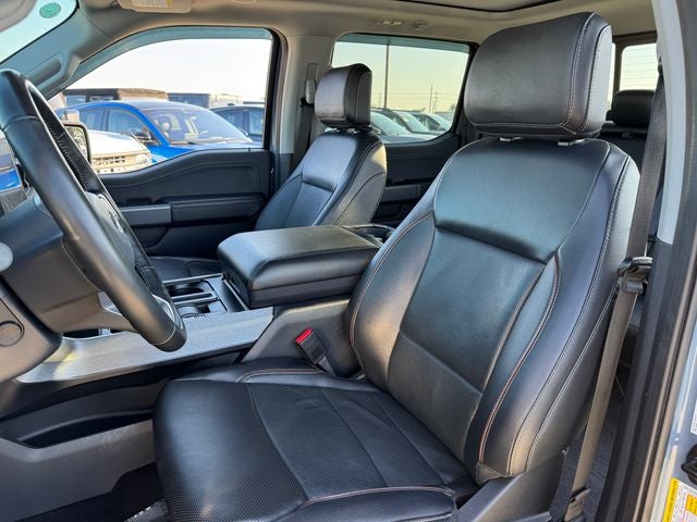 2023 Ford F-150 Lariat | Pano Roof | Power Running Boards | Power Tailgat