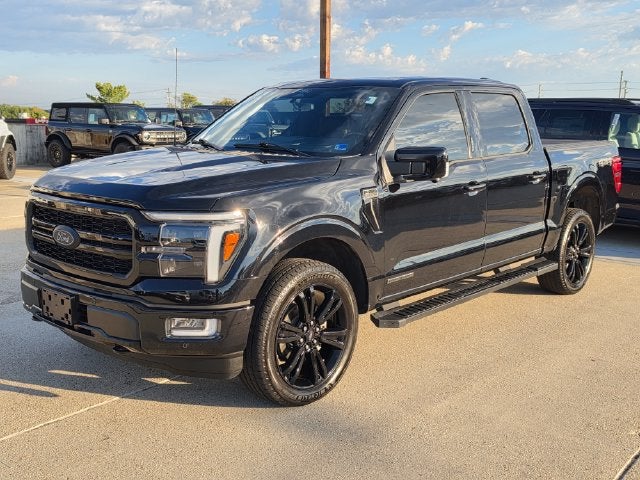 2024 Ford F-150 Lariat Hybrid | Pano Roof | Black Out Pkg