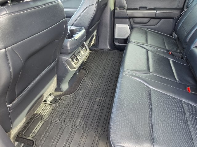 2024 Ford F-150 Lariat Hybrid | Pano Roof | Black Out Pkg