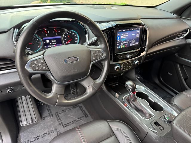 2022 Chevrolet Traverse RS | 2LT | Dual Panel Sunroof | One Owner