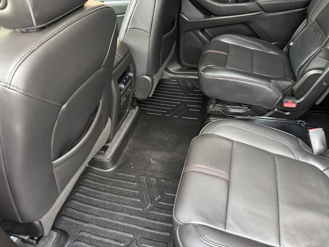 2022 Chevrolet Traverse RS | 2LT | Dual Panel Sunroof | One Owner